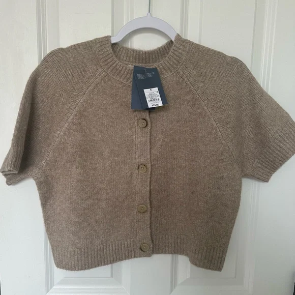 Tan Cardigan Sweater Universal Thread NEW Small - Picture 3 of 9